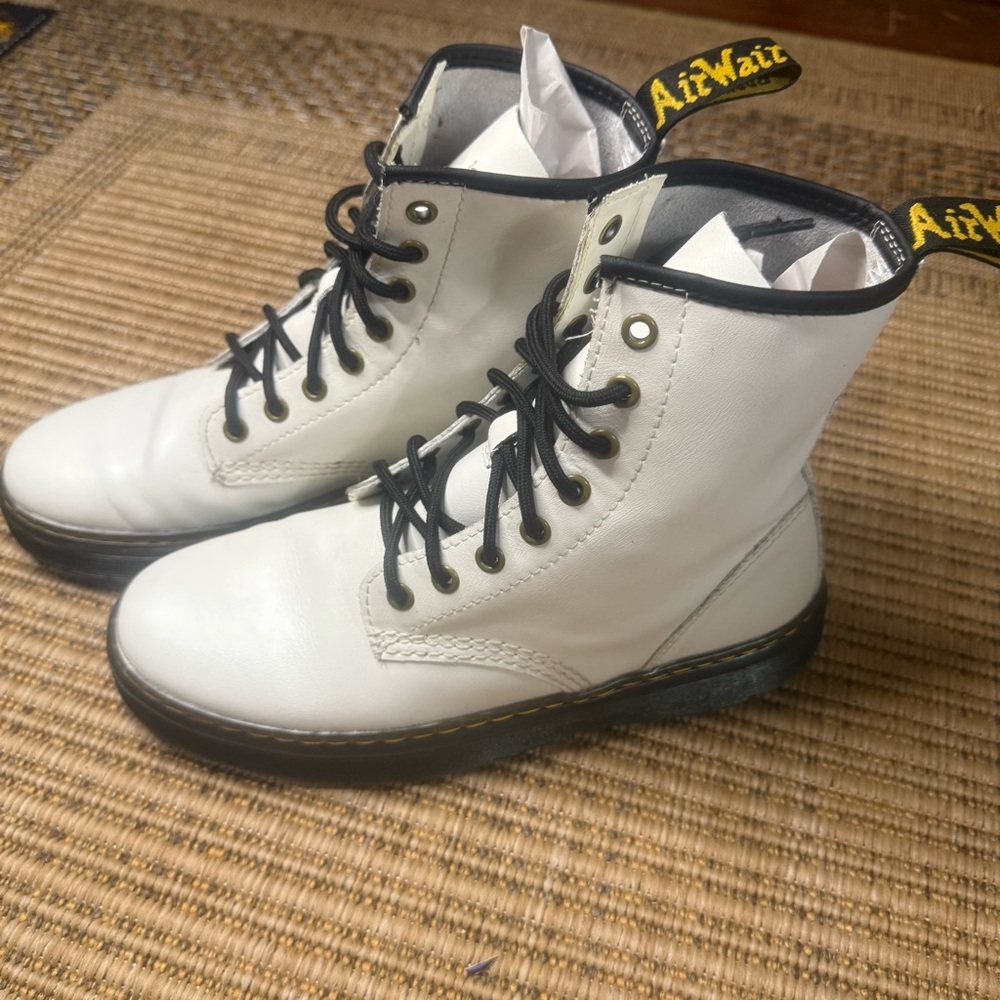 Doc Martens Zavala Air Wair White Leather Combat Boots